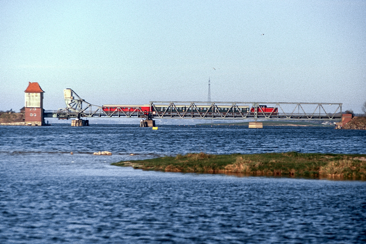  (19870426_40-32_212 259_Lindaunis_b.jpg)