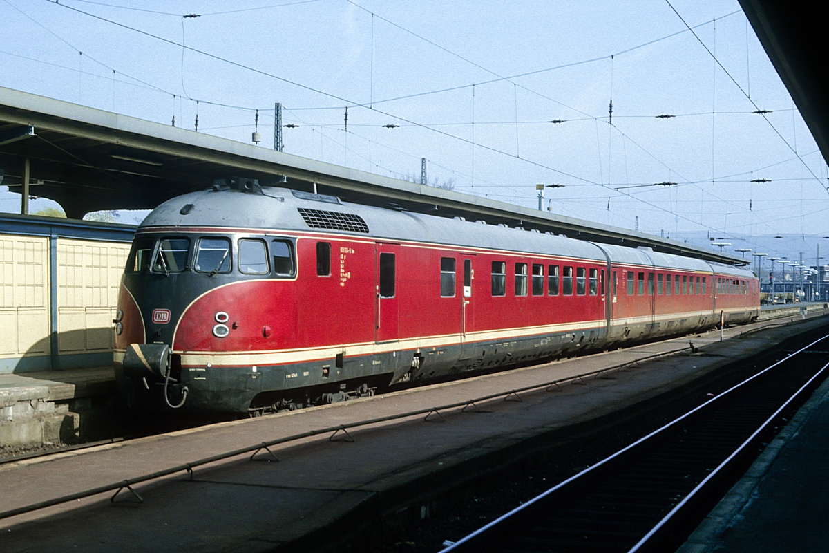  (19830423_26-02_613 604-913 021-613 612_Göttingen_E 3551_Göttingen-Wolfsburg_b.jpg)