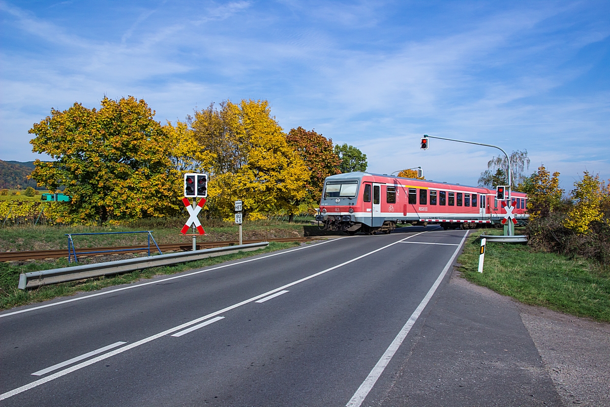  (20151024-121928_928 462_zw Mußbach und Deidesheim_RB 13728_Neustadt-Grünstadt_b2.jpg)