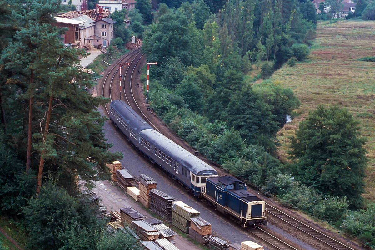  (19880917_49-16_212 198_Schopp_E 3569_Pirmasens Hbf - SKL_a.jpg)