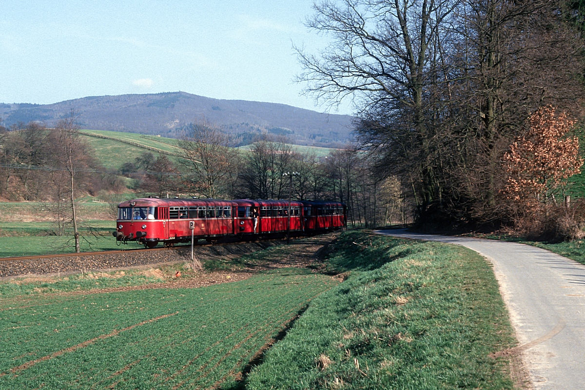  (19850403_36-12_998-998-798_zw Zotzenbach und Rimbach_N 5029_Weinheim-Fürth_b.jpg)