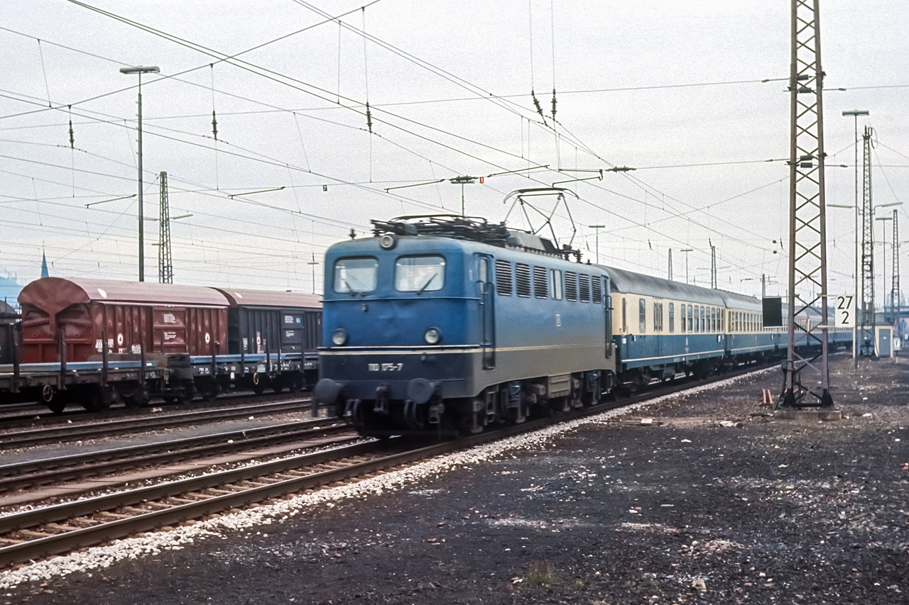 19811117_11-03_110175_Dillingen_ak.jpg