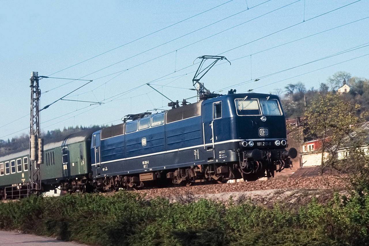 https://www.klawitter.info/bahn/allgemein/19820416_13-25_181210_Merzig_E2156_KKO-SSH_ak.jpg