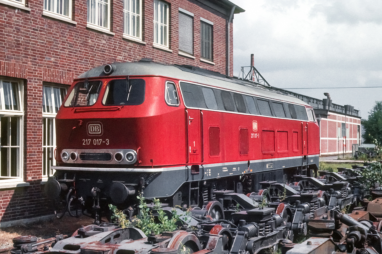 https://www.klawitter.info/bahn/allgemein/19820804_14-36_217017_AwNuernberg_k.jpg