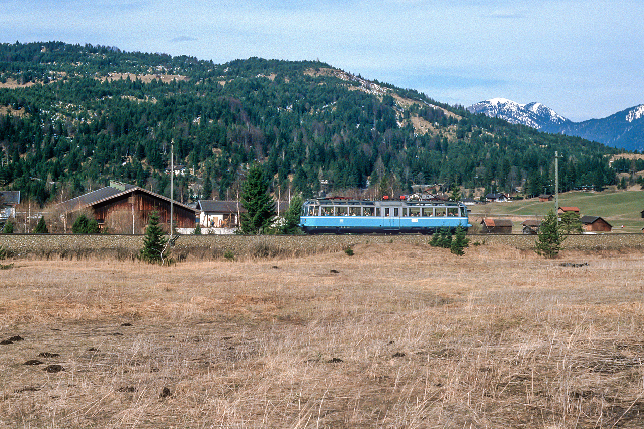 https://www.klawitter.info/bahn/allgemein/19850331_35-26_491001_zw-Klais-und-Mittenwald_k.jpg