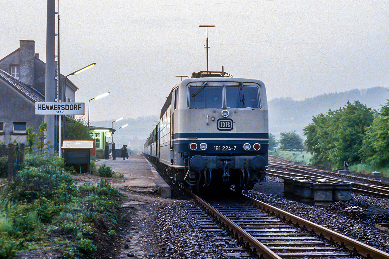 https://www.klawitter.info/bahn/allgemein/19870516_40-40_181224_Hemmersdorf_D22131_ak.jpg