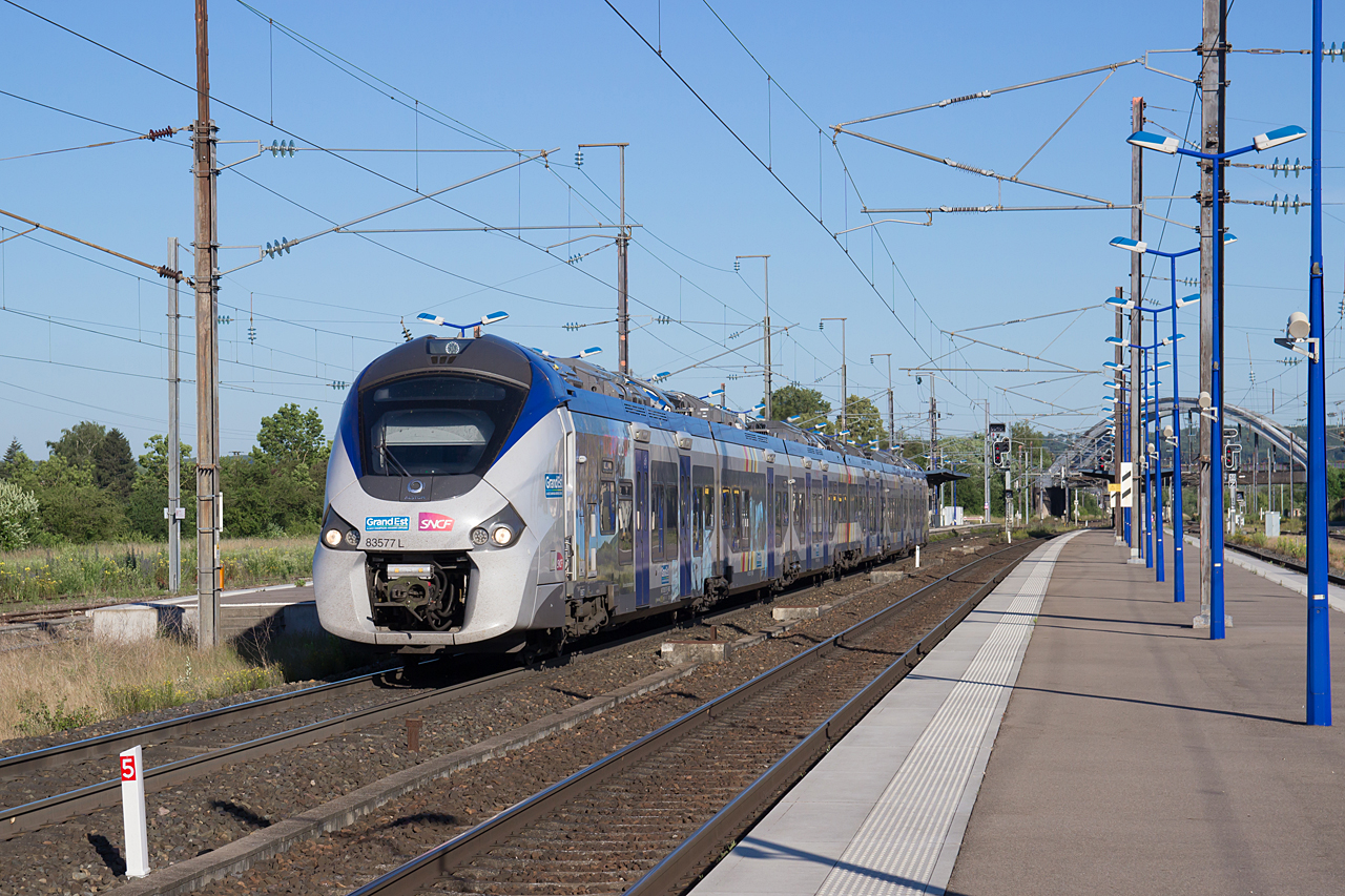 https://www.klawitter.info/bahn/allgemein/20200625-080156_SNCF83577L_Rrding_TER835013_Nancy-Strasbourg_ak.jpg