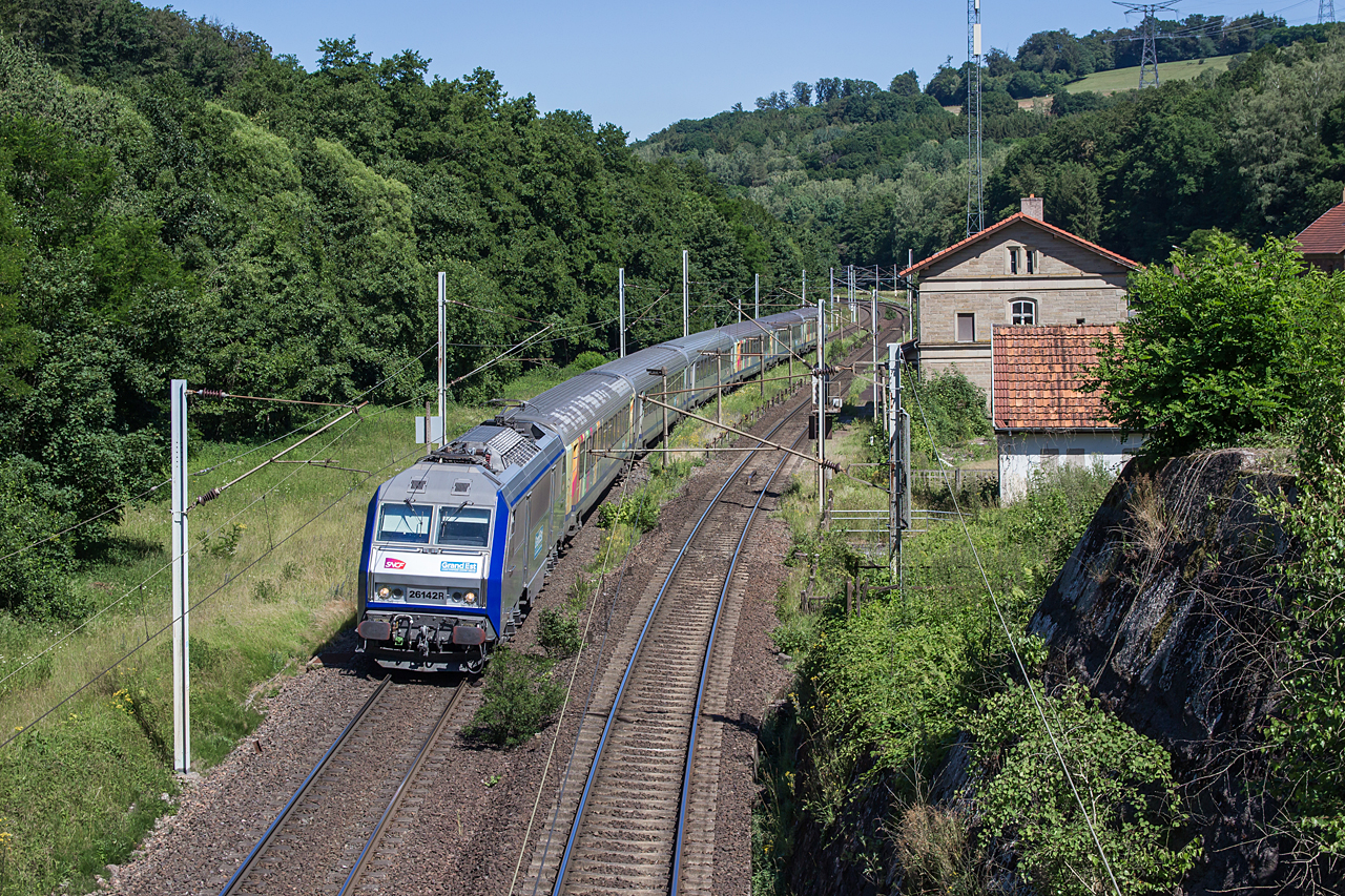 https://www.klawitter.info/bahn/allgemein/20200625-155848_SNCF26142_Arzviller_TER830122_Strasbourg-Sarrebourg_k.jpg