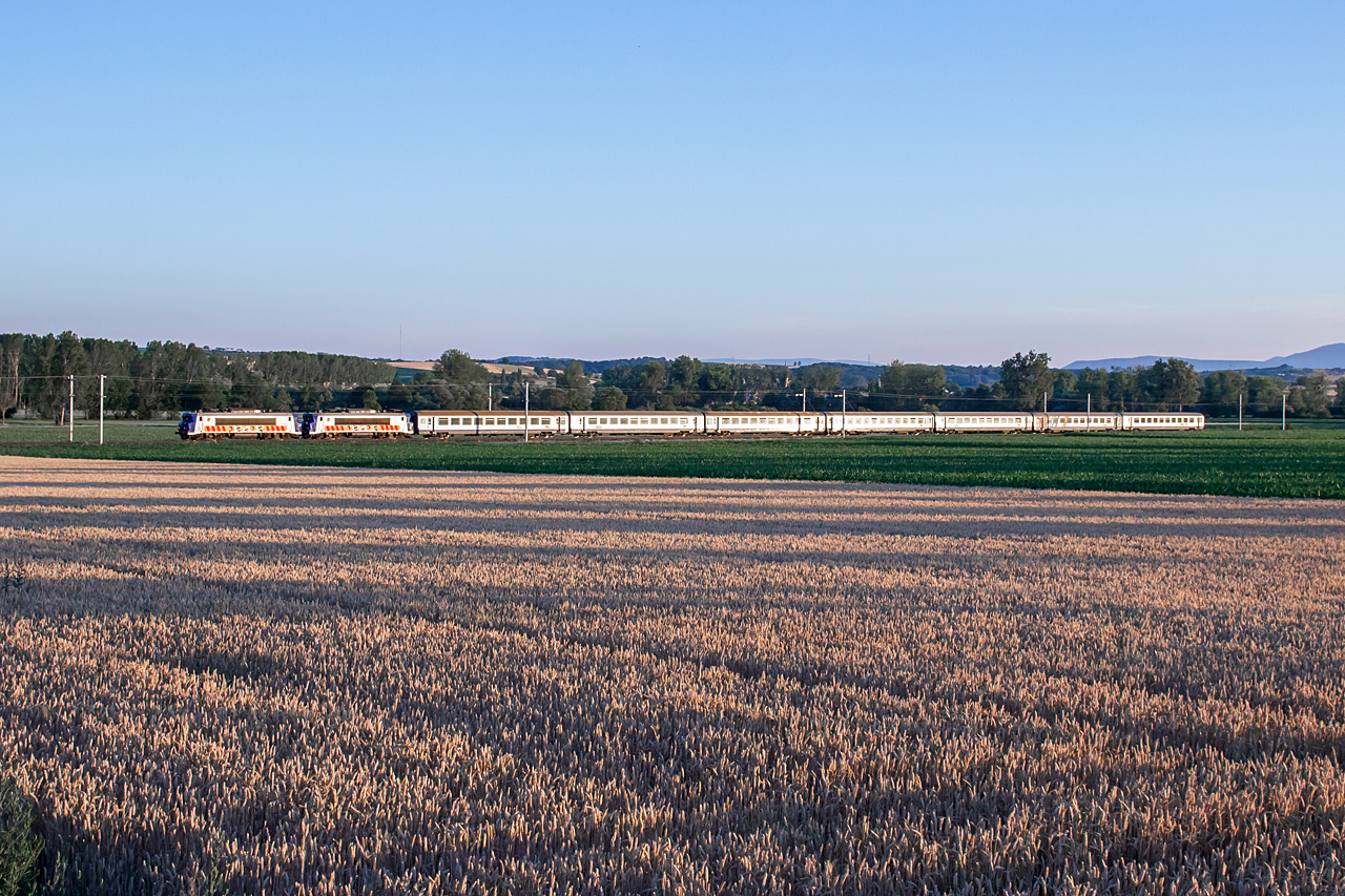 https://www.klawitter.info/bahn/allgemein/20200625-210509_SNCF22236-22301_zw-Wilwisheim-und-Hochfelden_TER839171_ParisEst-StrasbourgVille_ak1.jpg